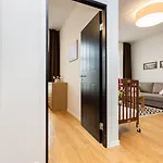 Angleterre Apartment *