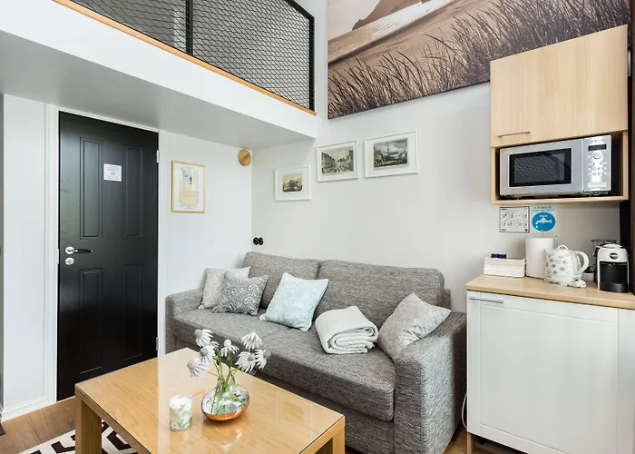 安格特瑞公寓式酒店 塔林